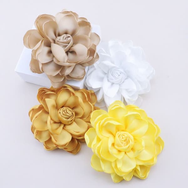 Stor Blomsterbrosch Corsage KHAKI Khaki
