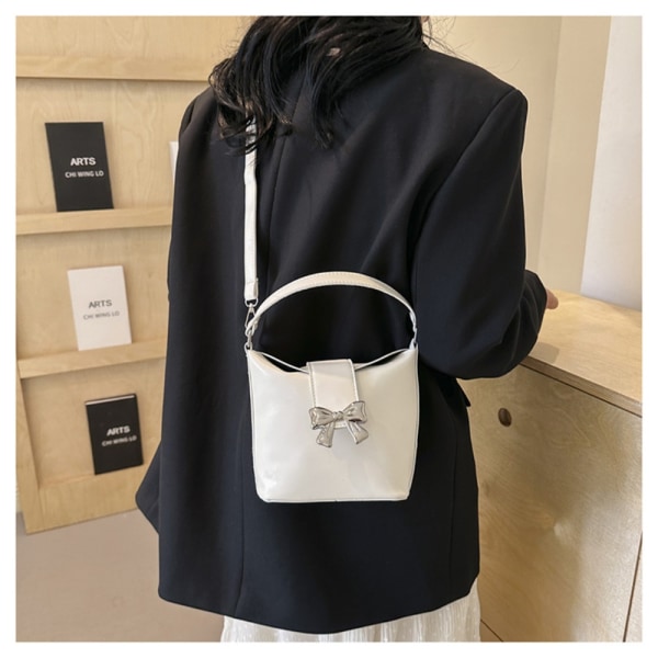 Bow Hand Bag Bucket Bag SILVER Silver