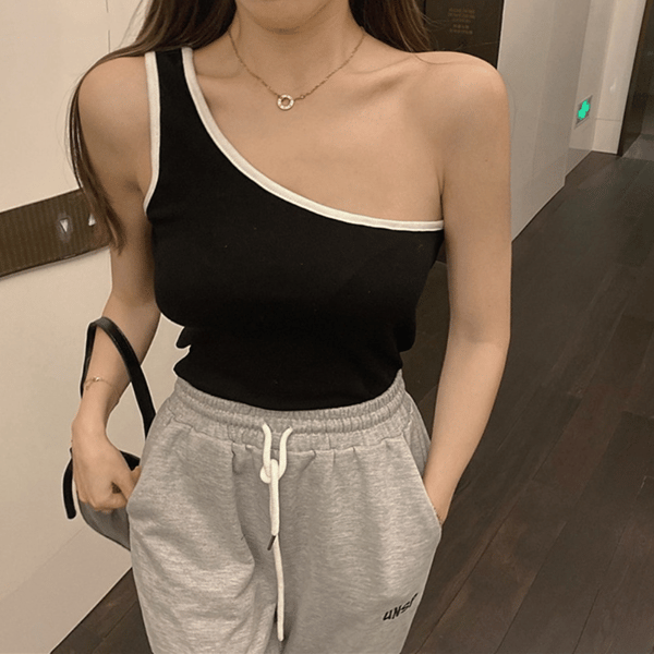 Diagonal Skuldervest Ærmeløs Top SORT Black