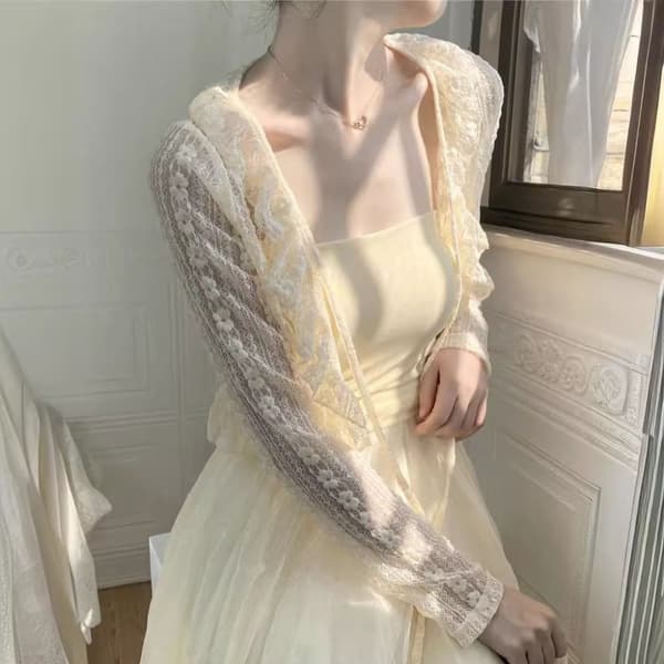 Kort kofta chiffongskjorta VIT S White S