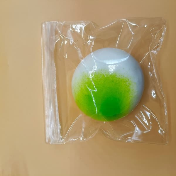 Puristuslelu Fidget Toy B B B