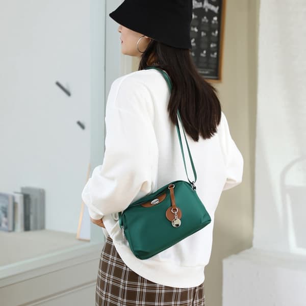 Axelväska Crossbody Väskor RÖD Red