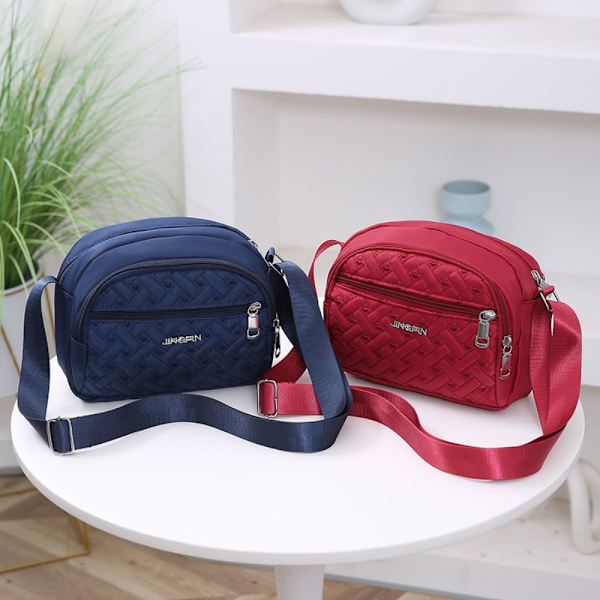 Crossbody Bag Olkalaukku PUNAINEN red