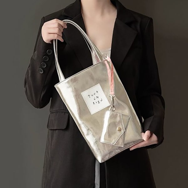 Handväska Bucket Bag LITEN VÄSKA&HANDVÄSKA LITEN VÄSKA&HANDVÄSKA SMALL BAG&HANDBAG