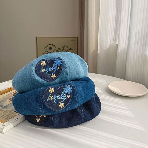 Beret Brimless Hat VAALEENSININEN Light Blue