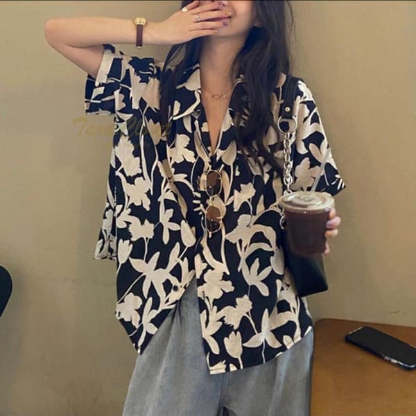 Blomsterbluse Kortermet Skjorte M M