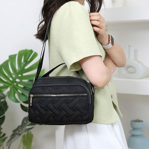 Nylon Square Handbags Olkalaukku PUNAINEN red