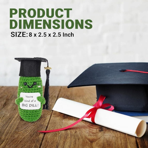 Graduation Pickle Doll Virkad docka Stickad Pickle Doll