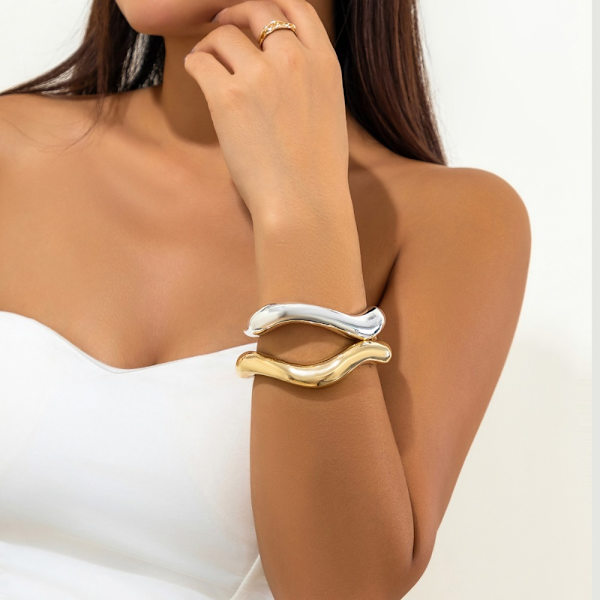 Öppen manschett Irregular Lava Armband 3 3 3