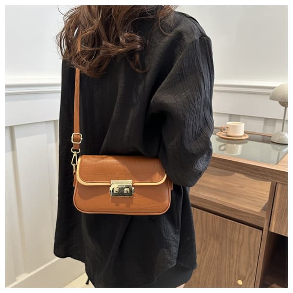 Skuldertaske Budtaske BRUN Brown