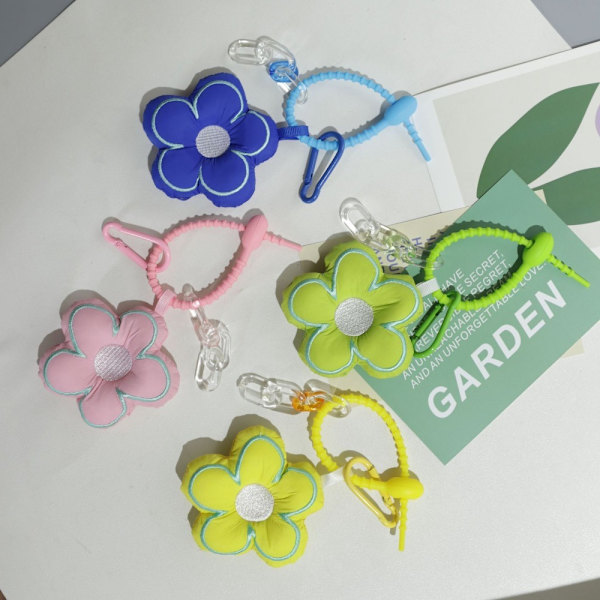 Flowers Keychain Avaimenperä KELTAINEN yellow