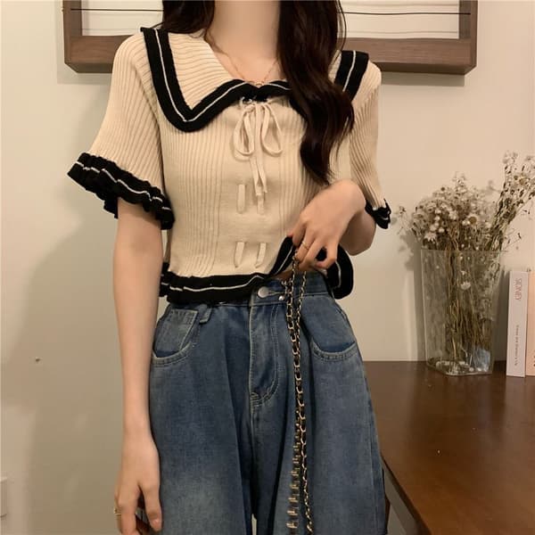 Valkoinen crop top naisille White