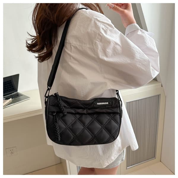 Axelväska Messenger Bag VIT White