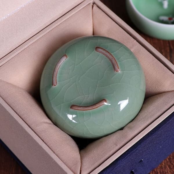 Longquan Celadon Porslinstekopper Guldfisk Tekoppsskål D D D
