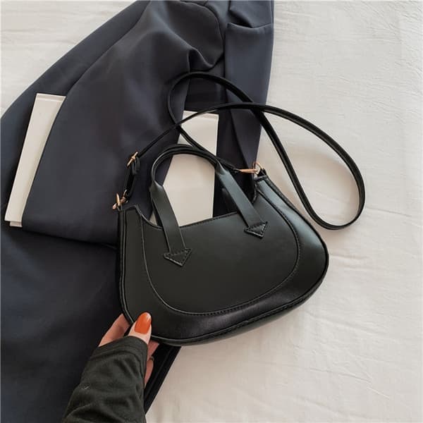 Skulderveske Messengerbag SVART Black