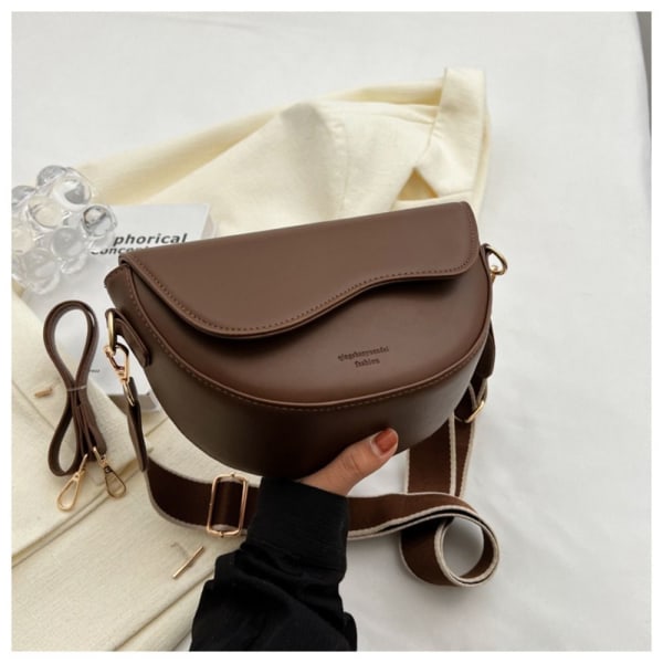 Axelväska Axillary Pouch KAFFE coffee