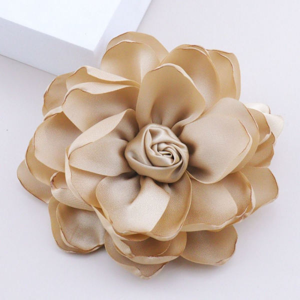 Stor blombrosch Corsage KHAKI Khaki