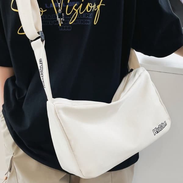 Axelremsväska Vit white