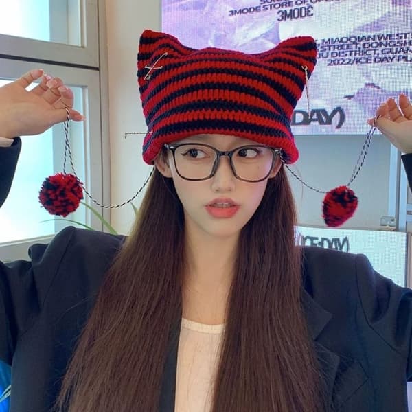 Japansk Beanie Lue Ins Little Devil GRÅ grey