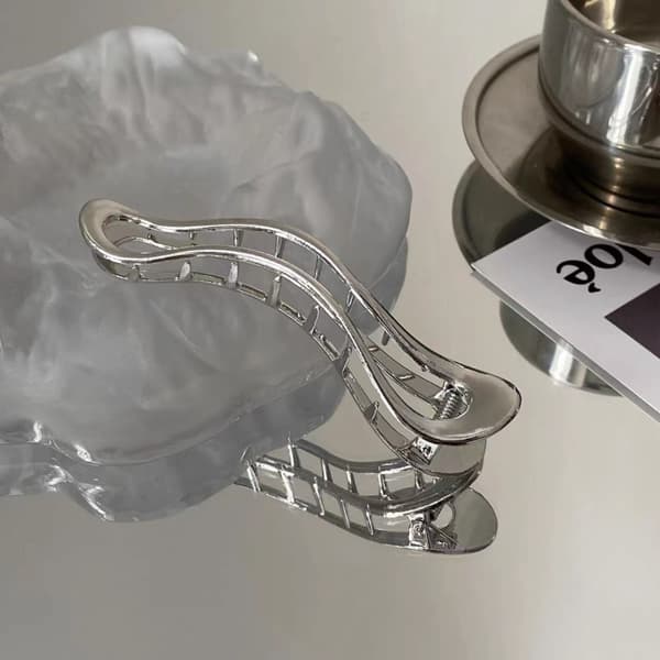 Metallinen ankannokkahiussolki HOPEA silver