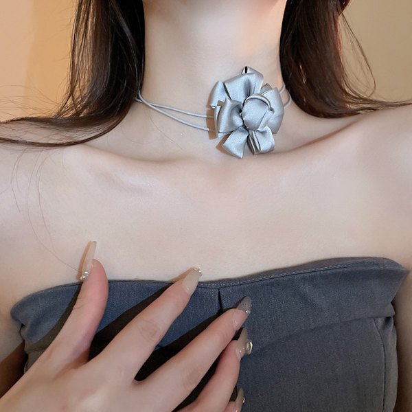 Solisluun ketju korut 3D ruusu kukka kaulakoru HARMAA Grey