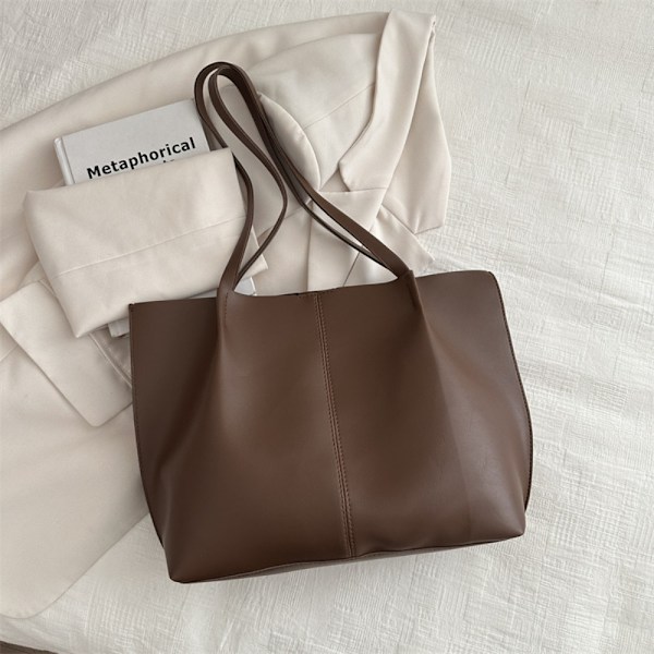 Olkalaukku Kainalolaukku RUSKEA Brown