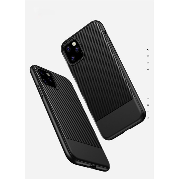 iPhone 11 Pro Max | Matta musta kuori hiilikuitumallilla Black