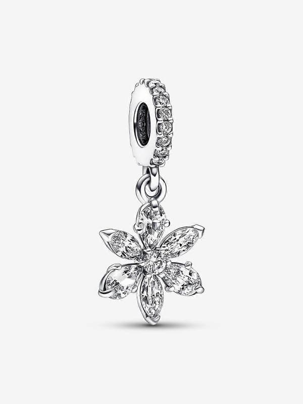 Glittrande Herbarium Klusterberlock i Sterlingsilver