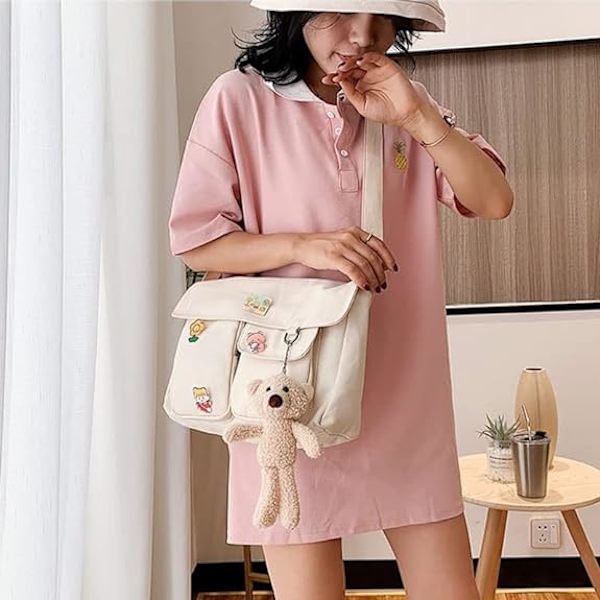 Canvas Crossbody Messenger Bag med stift och hänge, dam flickor casual axelväska estetisk skolväska
