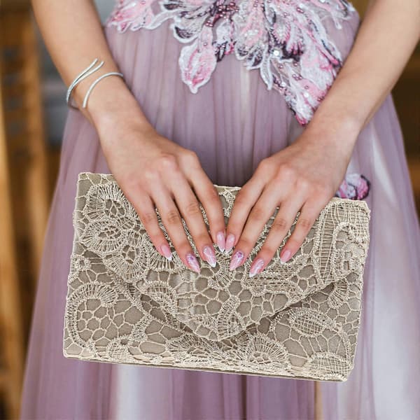 Beige blondekoblingspose til opbevaring Elegant aftenpose banketkobling