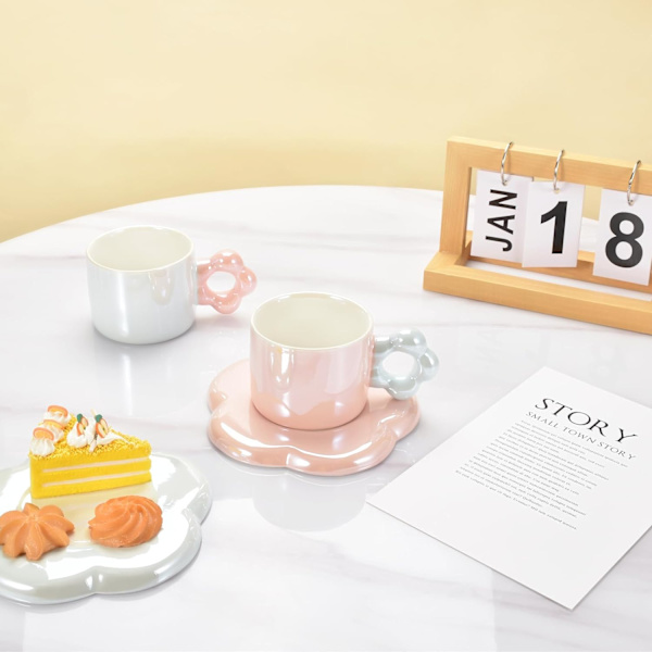 Keramisk kaffekop og underkop sæt, Cappuccino Espresso Demitasse sød blomst form krus underkop, 10oz perfekt til mælk te Latte havregryn (Pearl Pink)