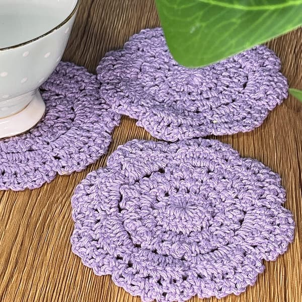 Pitsiset pyöreät virkatut lasinaluset, käsintehty, 4 tuumaa, 4 kpl (violetti)