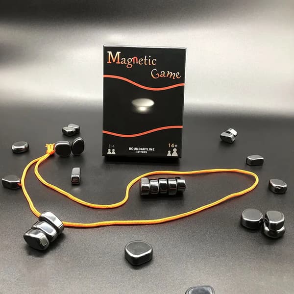 Kluster Magnetisk Action Brettspill, Morsomt Magnetspill for Bordet