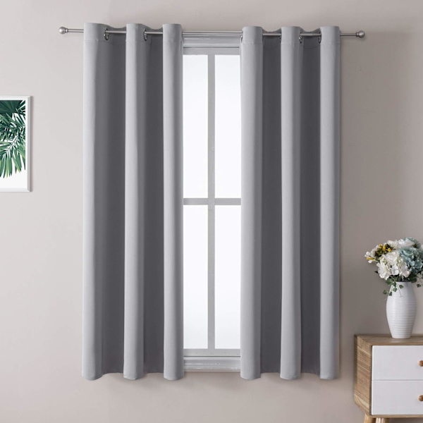 Grommet Mörkläggningsgardiner för Sovrum och Vardagsrum - 2 Paneler Set Termiskt Isolerade Rum Mörkläggningsgardiner 42 x 63 Tum