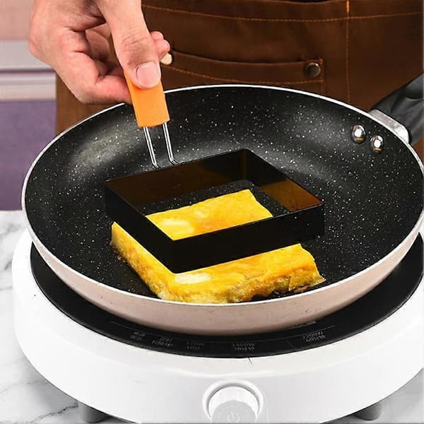 4 stk. non-stick stekepanne med silikonhåndtak, non-stick eggform i rustfritt stål, bakeform i rustfritt stål