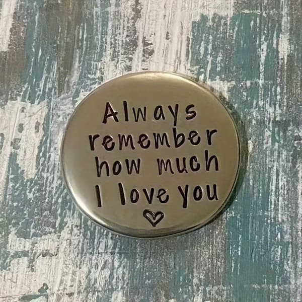 Et oppriktig kobberkantet lommemynte Always remember how...