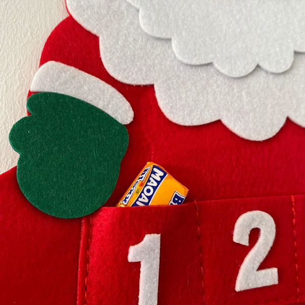 Nedtælling til jul - Genanvendelig traditionel julekalender i filt til børn med 24 lommer - Ophæng (juletræ)