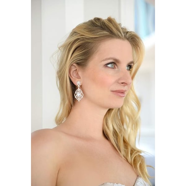 Victorian Scrolls Cubic Zirconia Bryllup Brud & Prom Lysekrone Pierced eller Clip-On Øredobber