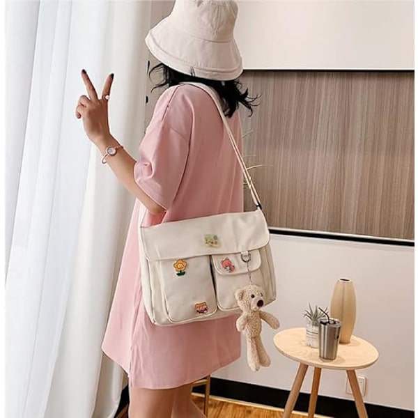 Canvas Crossbody Messenger Bag med stift och hänge, dam flickor casual axelväska estetisk skolväska
