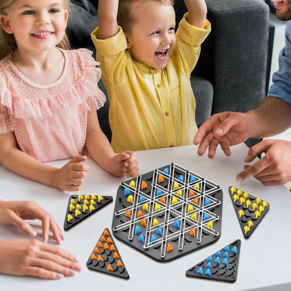 Trigger brädspel |. Interaktivt triangelkedjespel |. Triangelspel med elastiskt band. Triangelstrategispel för barn och vuxna