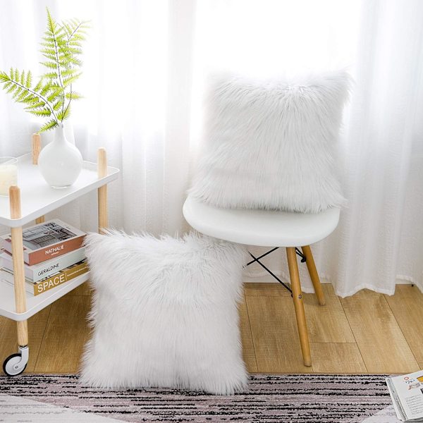 Set med 2 vita dekorativa fluffiga kuddfodral Nya lyxserie Merino Style Faux Fur Throw Pillow Covers Square Fuzzy Cushion Case 18x18 tum