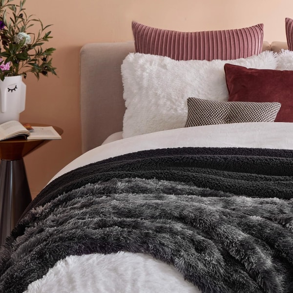 Mjuk fuzzy fuzzy fuskpäls filt grå – mysig, fluffig, plysch sherpa fleecefilt, lurvig, lurvig filt för soffa, säng, soffa, 50x60 tum, 640 GSM