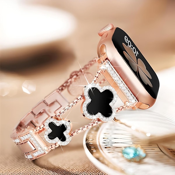 Bling Diamond Lucky Clover Damarmband Kompatibelt med Apple Watch Armband 38mm - 46mm Series SE 10 - 1, Sött Klänning Glittrande Diamantarmband Rose gold + black 42/44/45MM