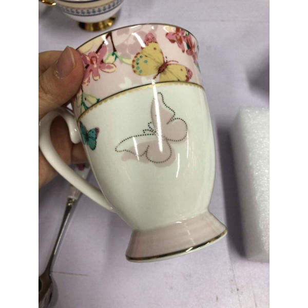 Euro Style Porslin Te Kopp Kaffe Mugg med Lock för Frukost Hem Kök (((Fjärilsmönster) (Rosa)))