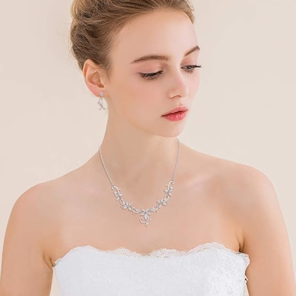Blomsterblad Bröllop Smyckesset för Brud Brudtärna, Cubic Zirconia Tåardrop Elegant Vinranka Halsband Hängande Örhängen för Bröllop Bal Fest