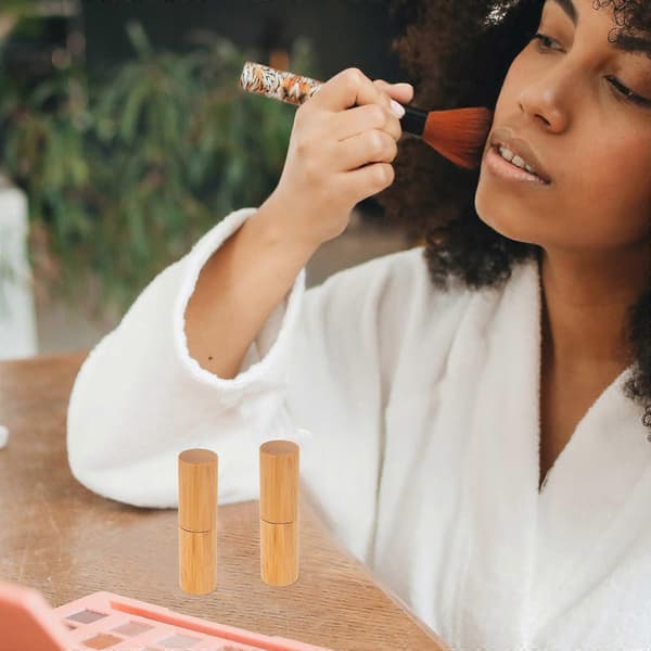6 stk. påfyllbare leppestiftbeholdere i bambus, perfekt for DIY leppepomade og lipgloss, spesielt designet for reise og hjemmebruk