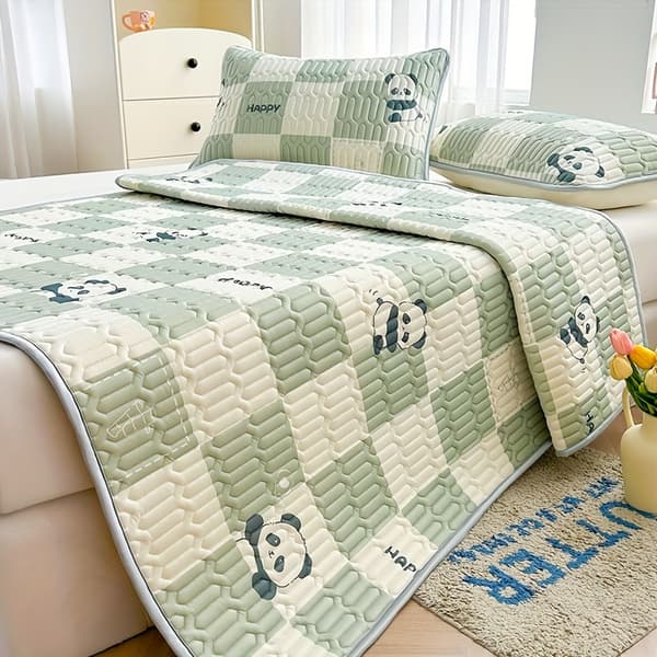 Cooling Mat for Single and Double Beds, Panda Pattern with Grid Design, Cooling Ice Silk Fabric, Summer Cooling Mat with Effective Cooling Sensation 200 x 220cm