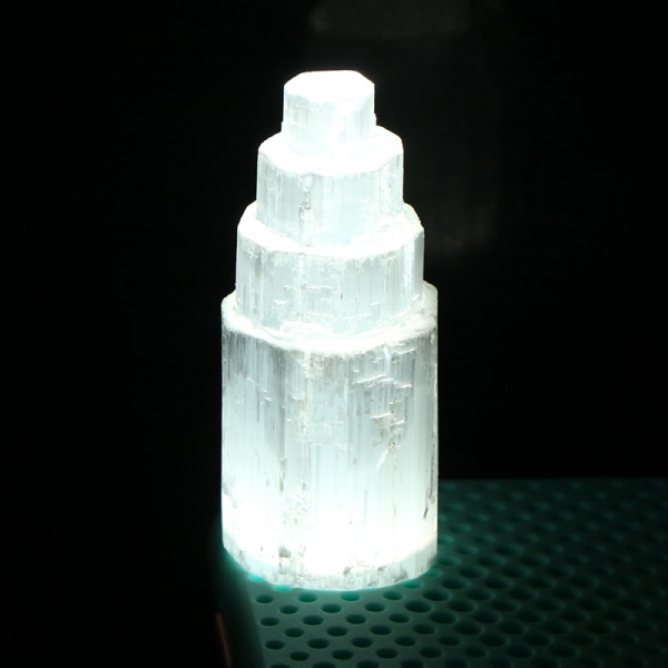 Naturlig Selenit Lampa Vita Ädelstenar Ice Berg Carved Lamp Crys