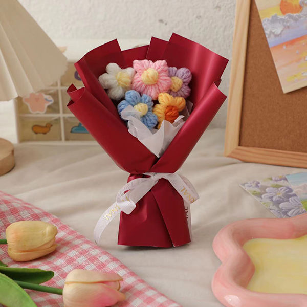 Handstickad blombukett Virkade stickade blommor Valentine D Red