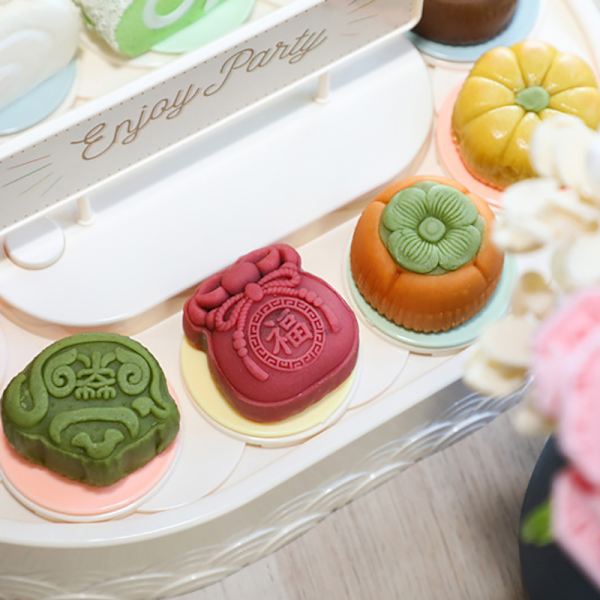 Transportör Sushi hine 360 graders automatisk roterande cupcakes Turn B